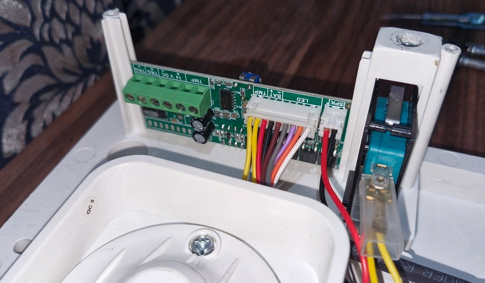 آژیر فلاشر جنیوس 143